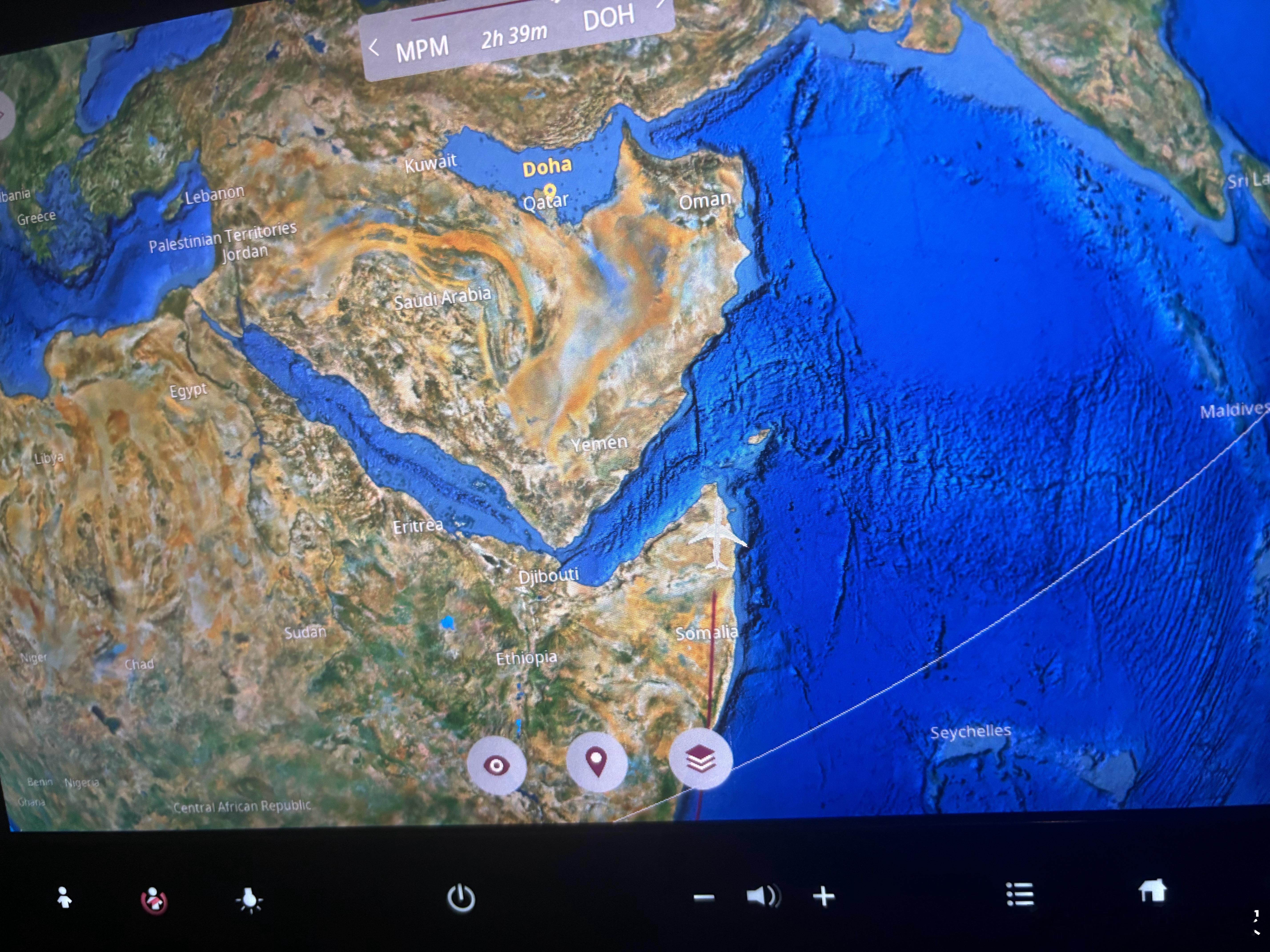 两个月了，我终于离开非洲了，我太开心了，还有十几个小时，就要回国了！来非洲不是旅