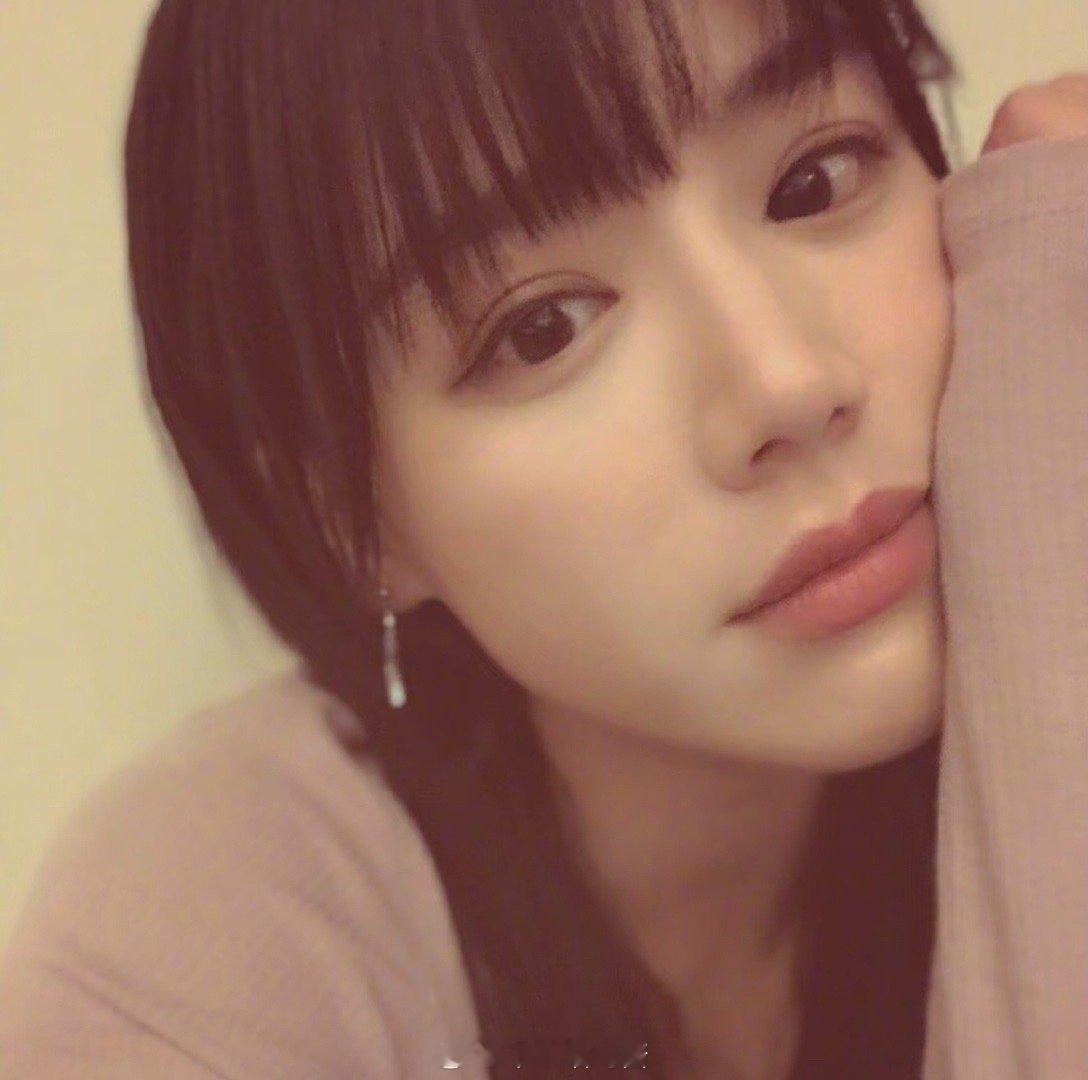 马思纯古早味儿好浓笑起来好美马思纯 ​​​
