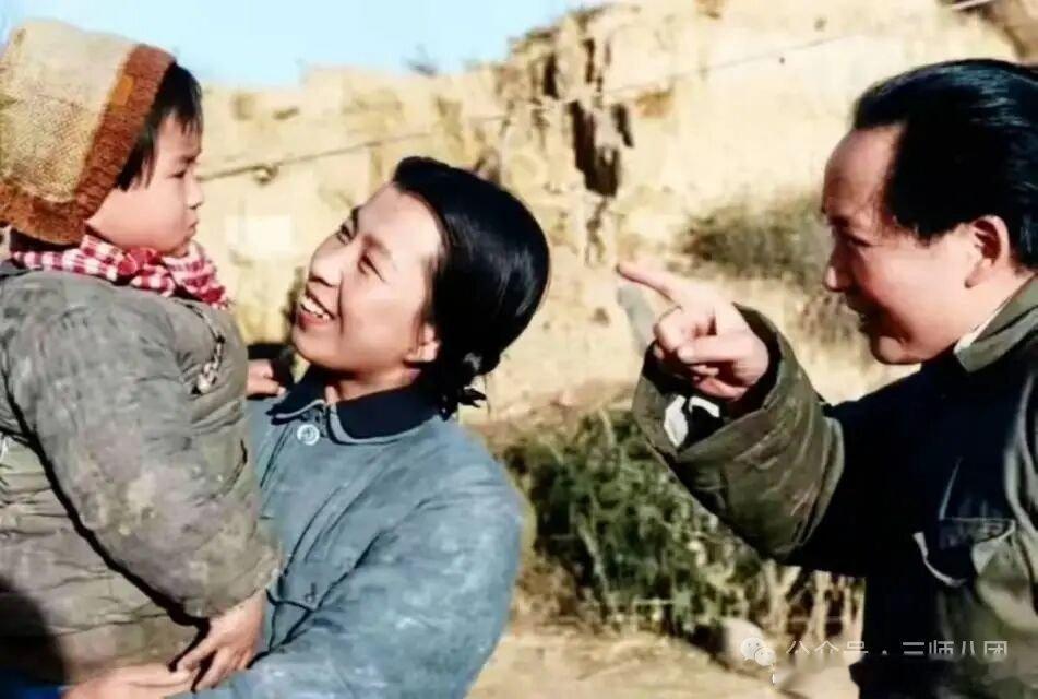 【七律·忆旧照（平水韵 ·下平七阳）】 七律·忆旧照（平水韵 ·下平七阳）烽火峥
