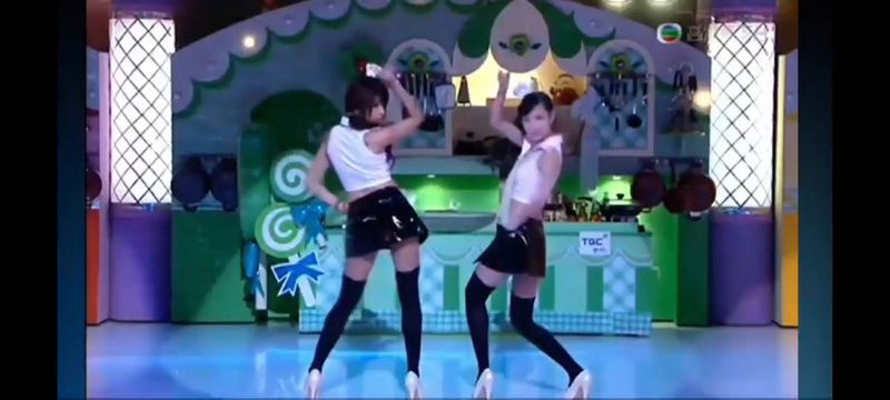 《美女厨房》胡杏儿、胡定欣、姚书轶