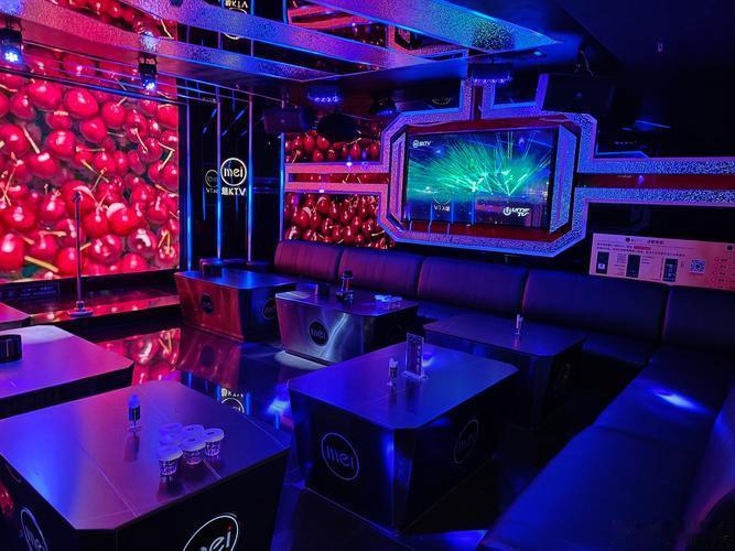 春节近亿返乡年轻人用ai找县城ktv都2026年了，KTV居然还是春节顶流！返乡