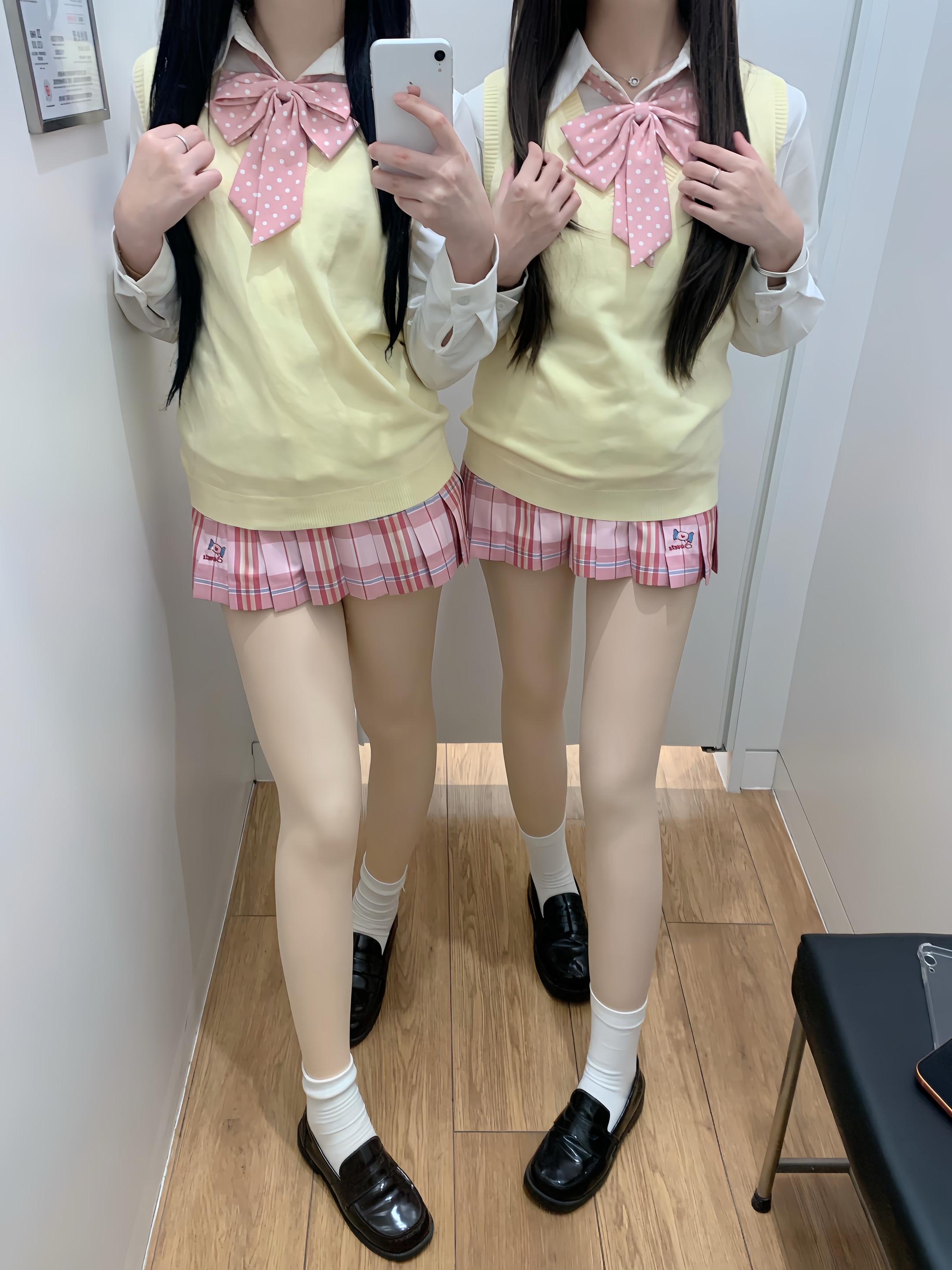 她说她一直很坏 可我觉得她真的好可爱