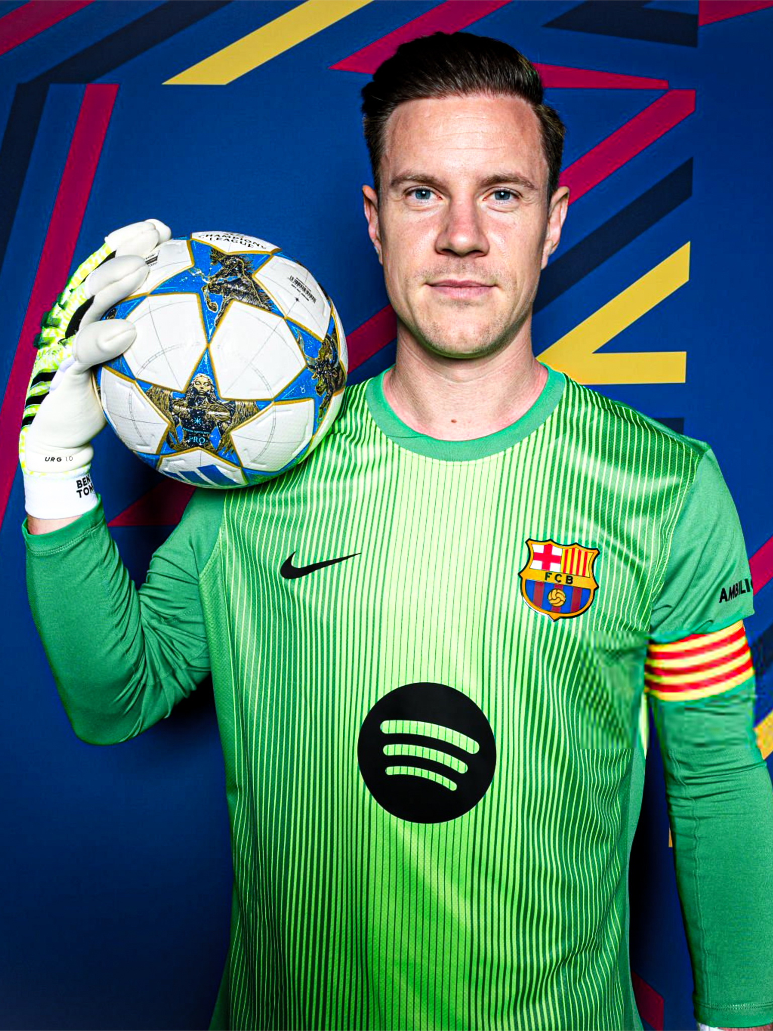 记者： 这是特尔施特根的处境⚠️ ▫️ 他想争取一个首发位置。 ▫️赫罗纳想租借