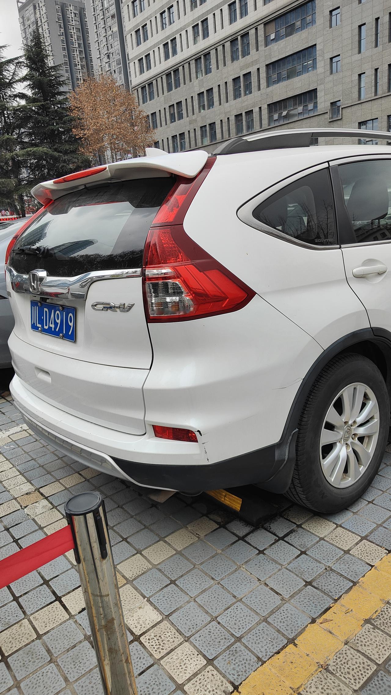 本田cr-v和丰田汉兰达是同价位吗？