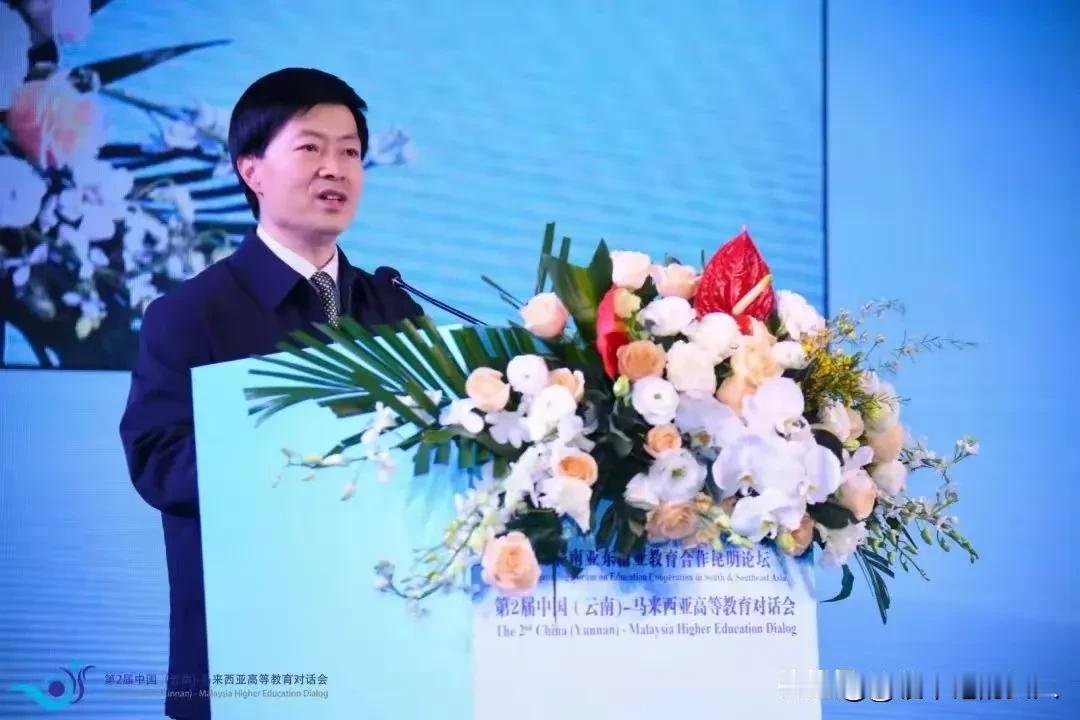 ……刚吃完晚饭，打开手机，看到厅官王永全被查到信息后心里挺不是“滋味”的，因为从