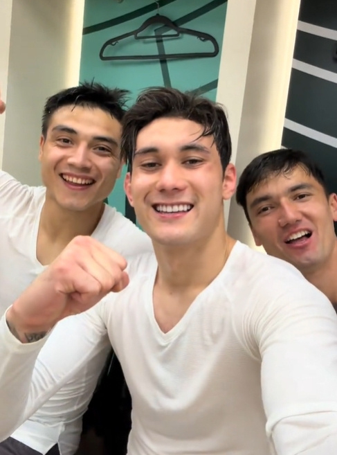 【#欧文祝贺U23国足晋级决赛# 】#欧文鼓励U23国足拿下冠军#U23亚洲杯半