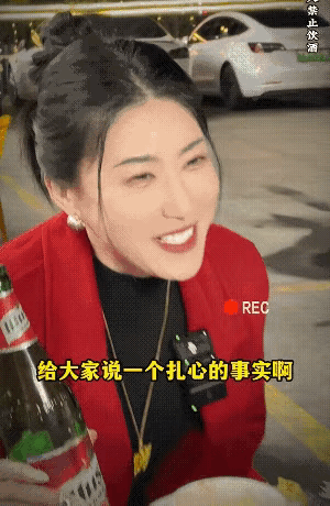 扎心不？爸爸与妈妈的区别？爸爸说：等你长大了，一定要好好孝顺你妈妈，妈妈含辛茹苦