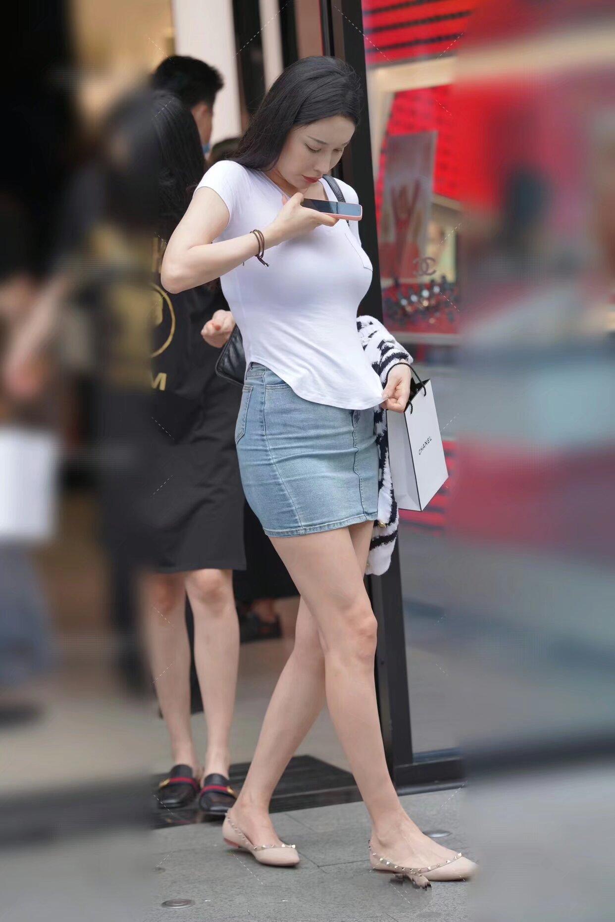 自省时应如钟摆，敲打自己，提醒别人；前行时应如竹子，攀登一步，做一小结！