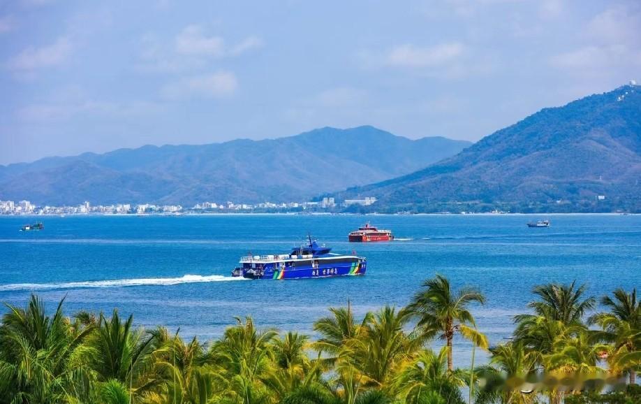 离开西岛的时候，心里满是不舍。这趟春节之行，最打动我的不只是绝美的海边风光，还有