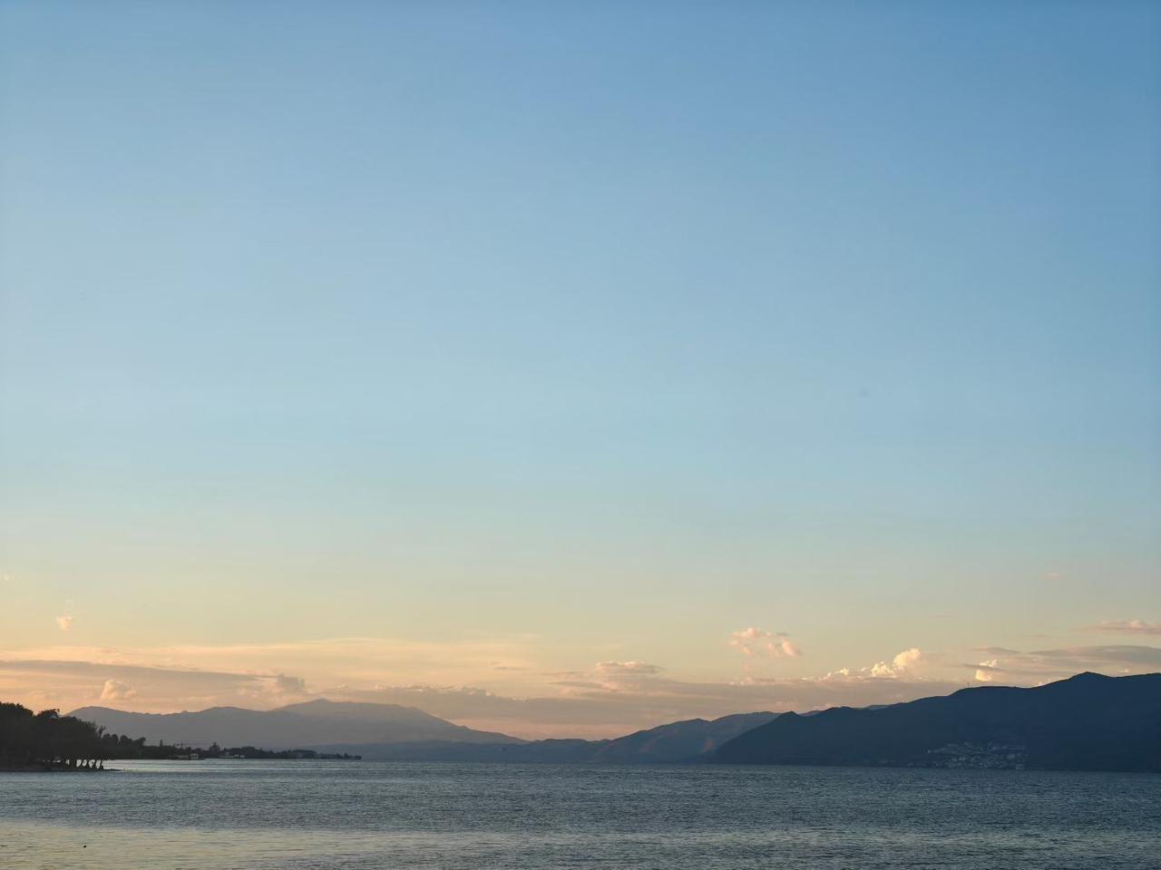 每日洱海