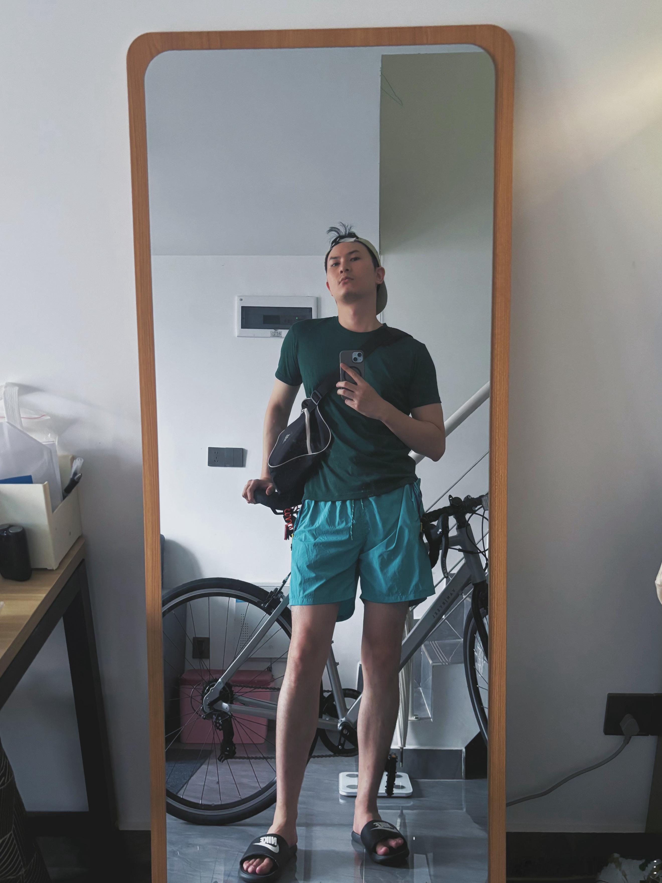 骑车🚴🏻游泳🏊🏻♀️跑步🏃🏻♂️ 