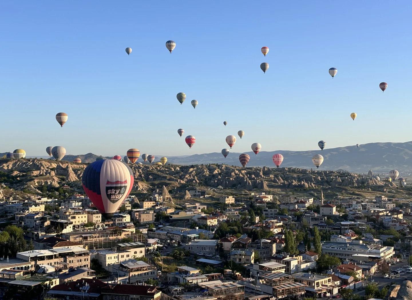 2026年1月2号特大新闻海外国际时政新闻报道：土耳其国家领事馆与中国领事馆实施