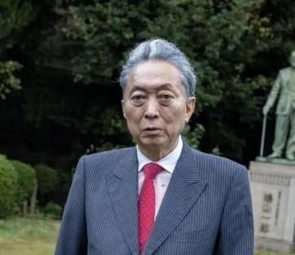 开头这条旧消息又被翻出来，说的是日本国内有人提醒高市早苗，当年中日关系正常化时，