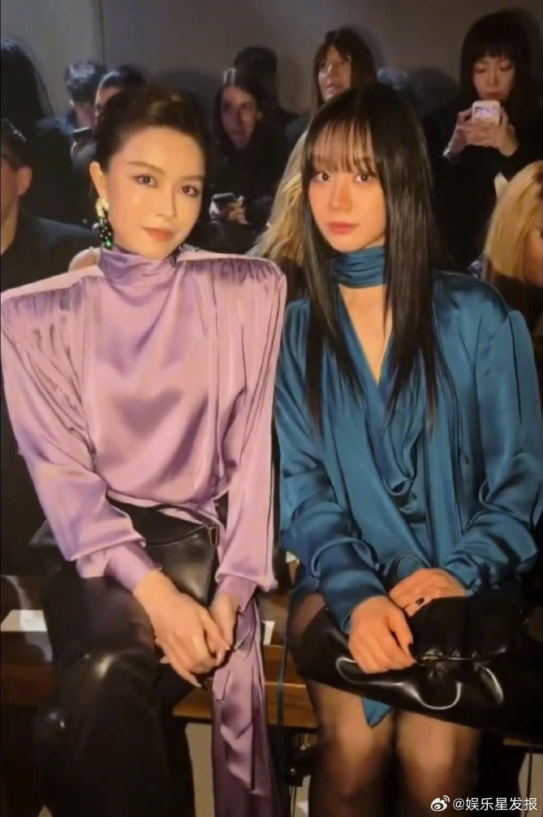 李惠利文咏珊同框 3月4日，李惠利文咏珊现身巴黎时装周秀场，漂亮姐姐同框啦！ 