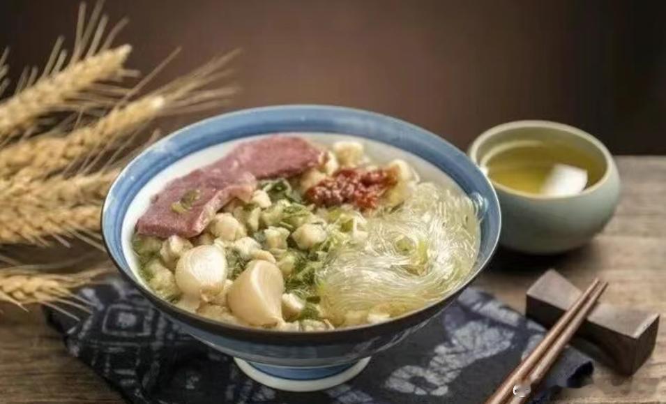 你天天吃的饭也能申遗吗很多人都很好奇，咱们日常吃的米饭、主食五花八门，到底什么样