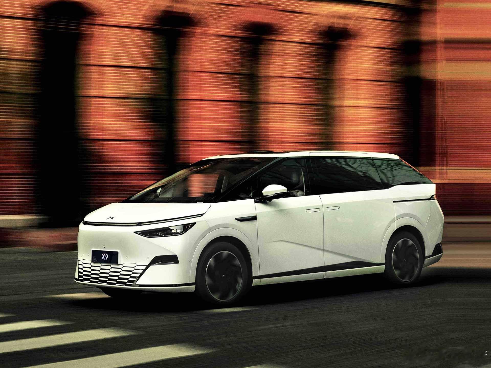 说句很多人不爱听的，在现在新能源技术的时代，买车思路更激进一些的，更能享受技术的