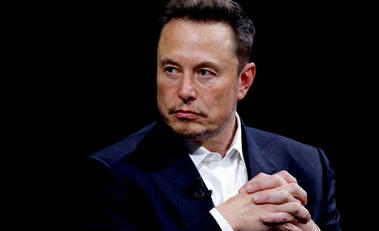 马斯克惊人预言，未来地球将出现300亿至500亿人形机器人，甚至可能成为人类终身