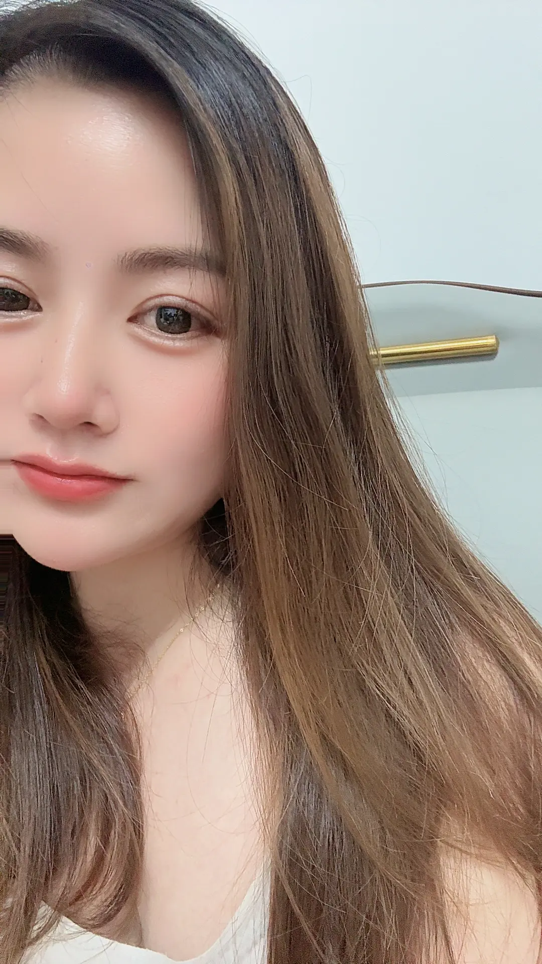 矫情的话尽量憋在心里，天亮了你会庆幸没有说出口！