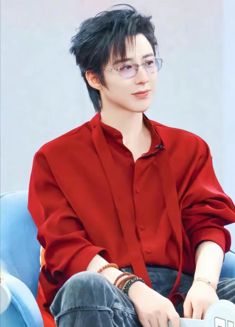 刘宇宁真的帅[玫瑰][玫瑰]男人这东西，看了长寿，嫁了折寿，不嫁不死心，嫁了死的