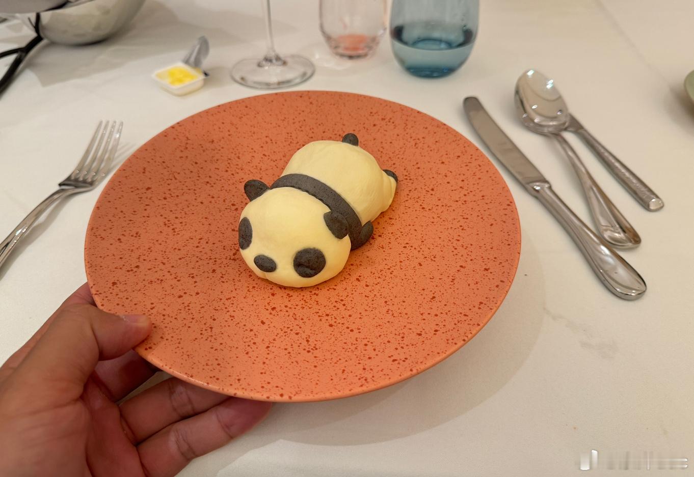 这算犯法了吧… ​​​