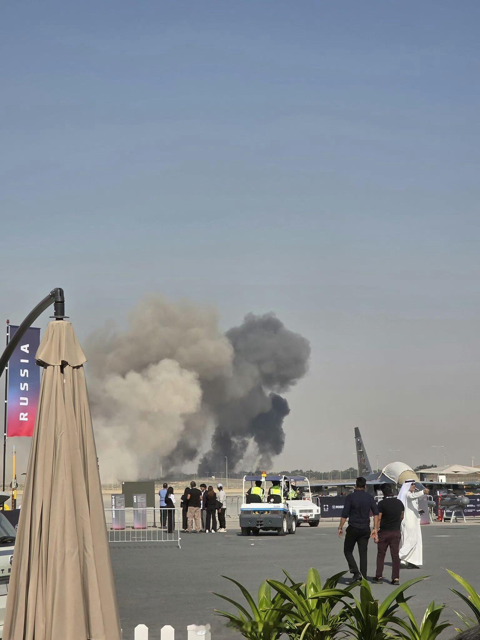 迪拜航展光辉坠毁！