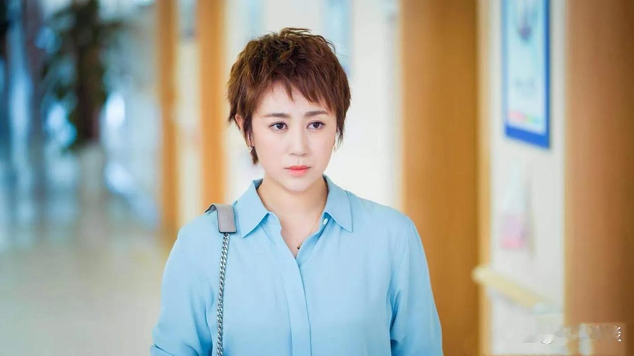 在电影《水饺皇后》中，马丽的表演无疑是影片最耀眼的光芒。导演刘伟强曾感慨：“没有