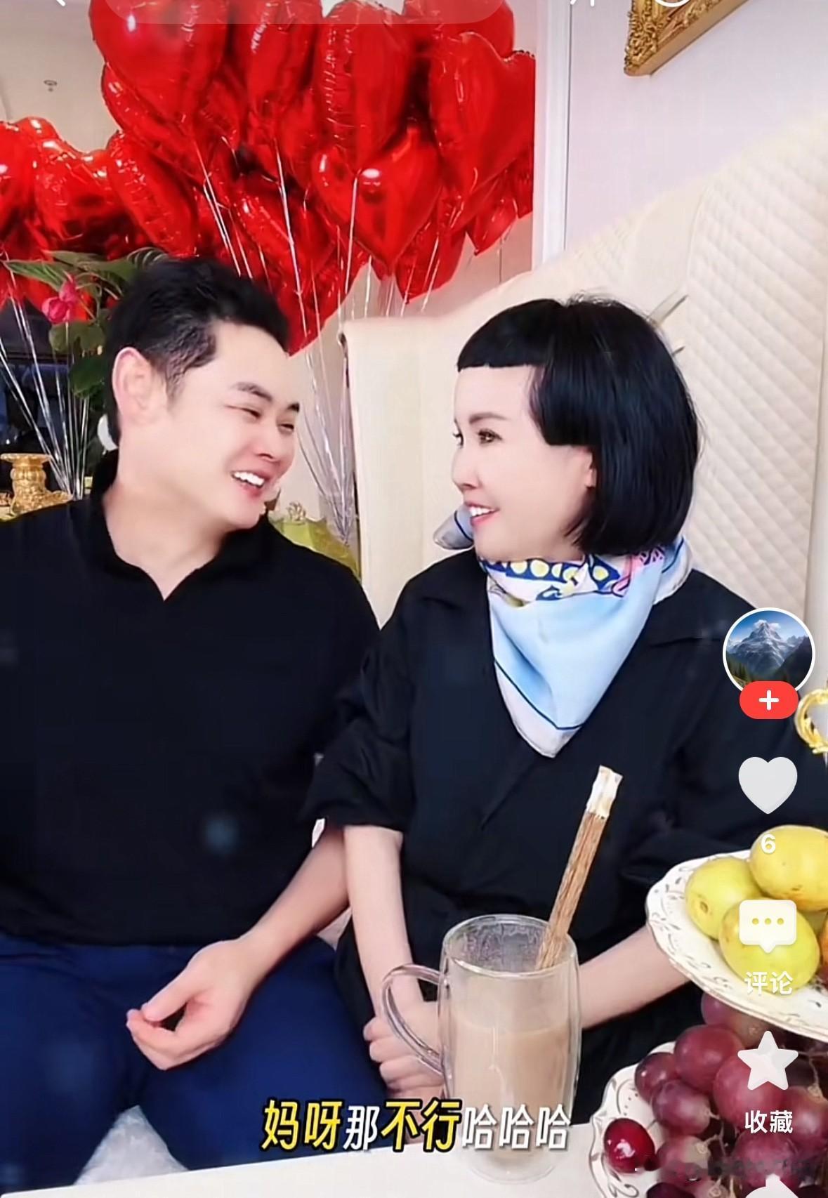 这对老妻少夫整天秀恩爱，小老公一句“滚一边去吧”，暴露了两个人真实的夫妻关系，如