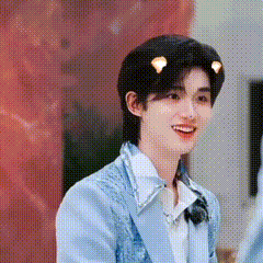 丁程鑫行走的CD被认证了真切见识到丁程鑫扎实的歌唱功底！在好六他随心哼唱歌曲，放