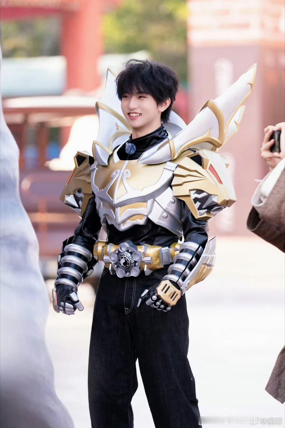 穆祉丞周五晚高疯vlog 只看到了一个鲜活可爱的穆祉丞！周五晚高疯好事做尽！看的