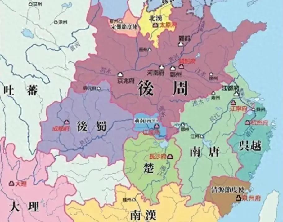 76万平方公里，500多万百姓，吞掉两个国家，坐拥长江天险。这家底，放在五代十国