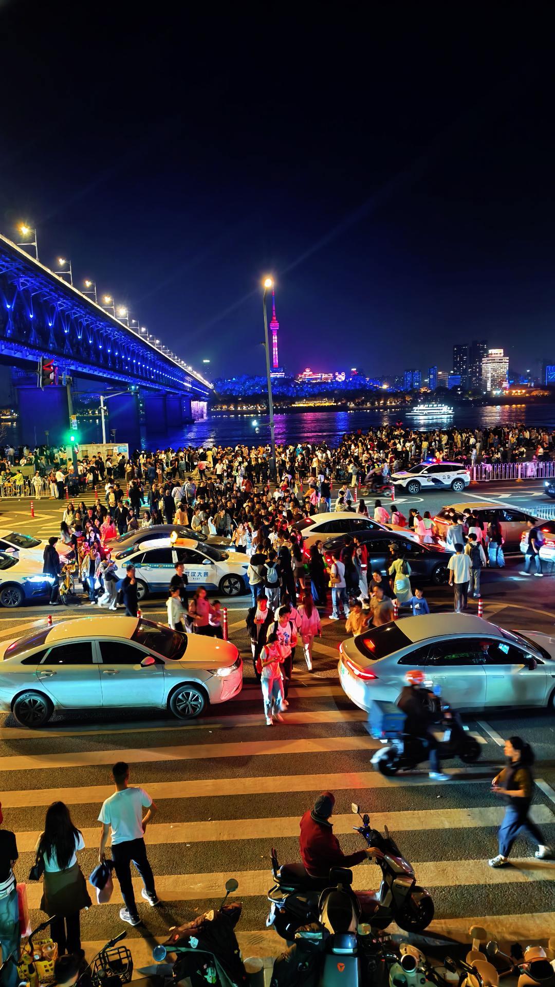 生活，一半是风景，一半是心情。