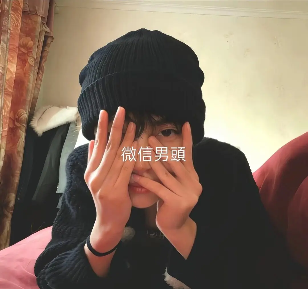 每一段艰难的路，都是通往成功的必经之路；每一次咬牙坚持，都是对梦想的最好回应。
