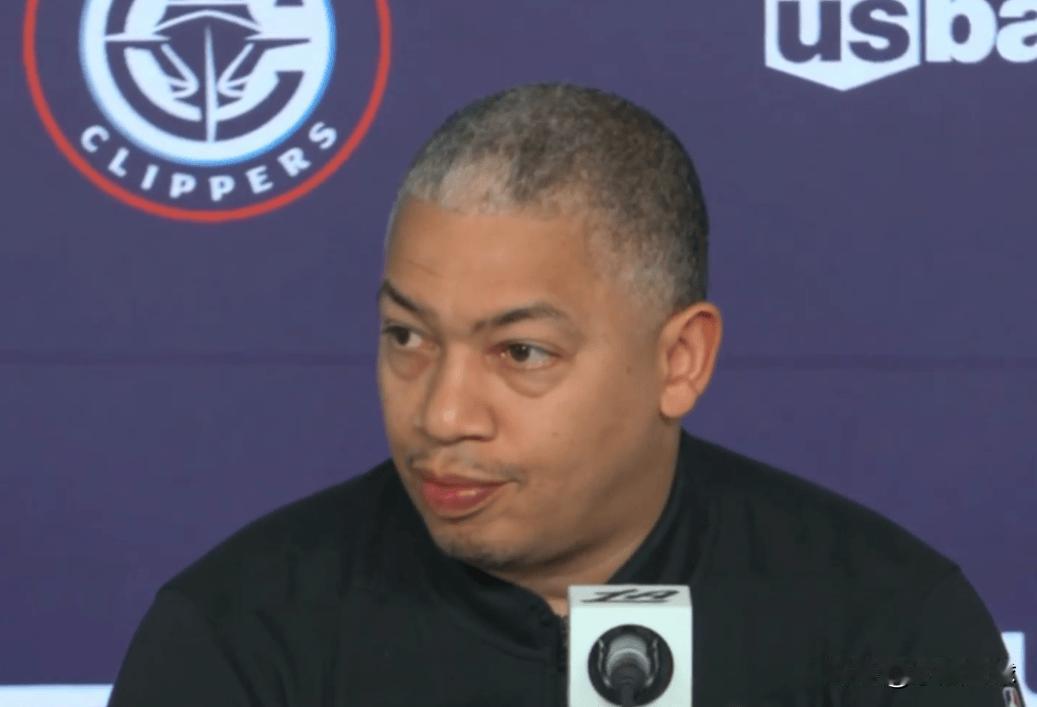 快船遇挫 泰伦-卢坚守信心：我从未失去过信心，我依然认为我们会好转。

在刚刚结