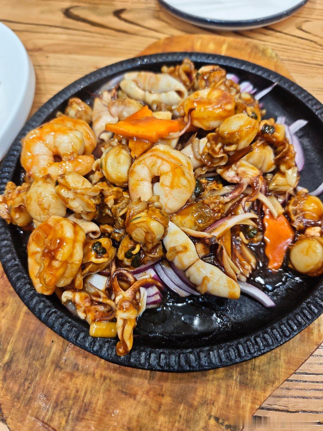 吃了两次，味道不错 大连·小船渔村(明泽街店)