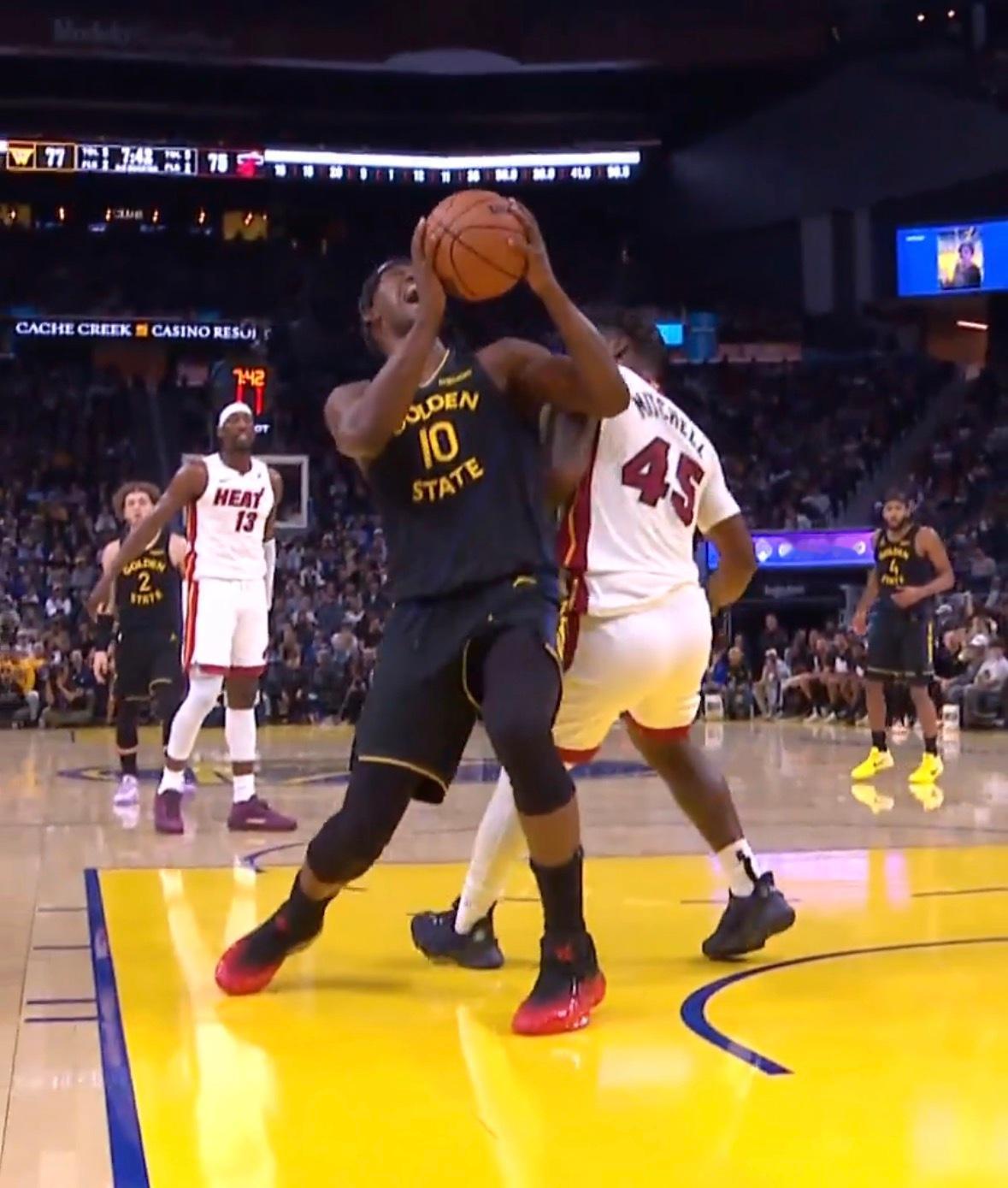 巴特勒的赛季报销，让勇士赛季前景瞬间暗淡下来很多。这位36岁的老将，等伤愈复出的