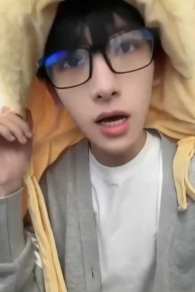 可以求个他的视频吗 