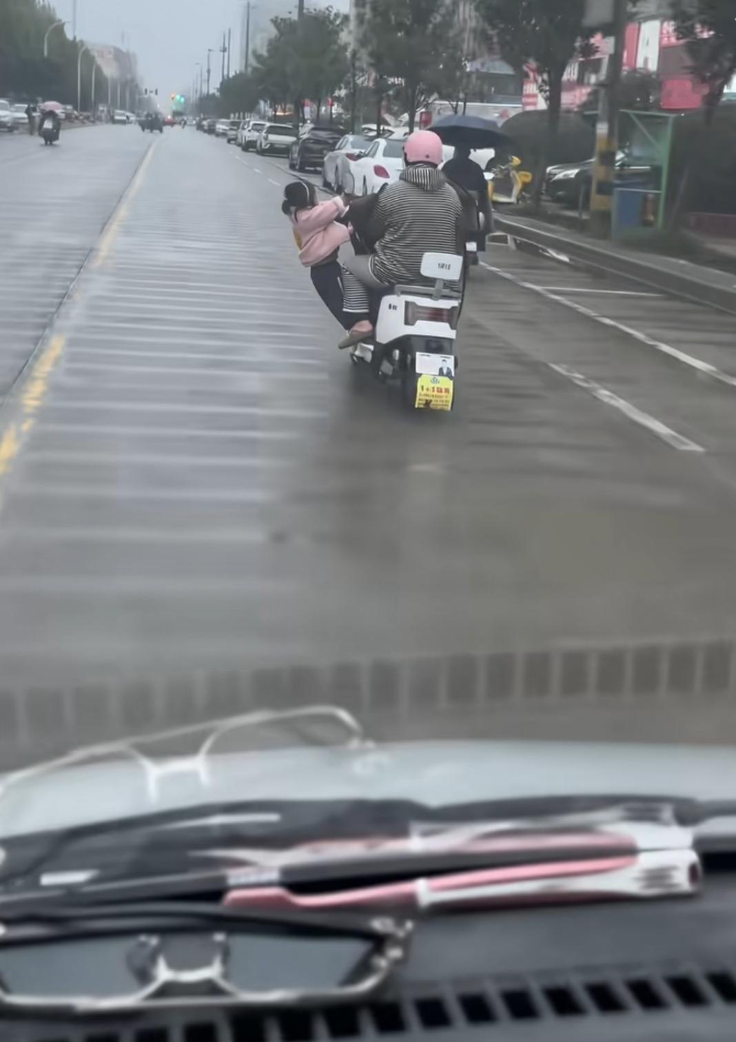 很多时候孩子的不幸都是家长造成的，出事了各种哭哭啼啼各种后悔，谁知道没出事的时候