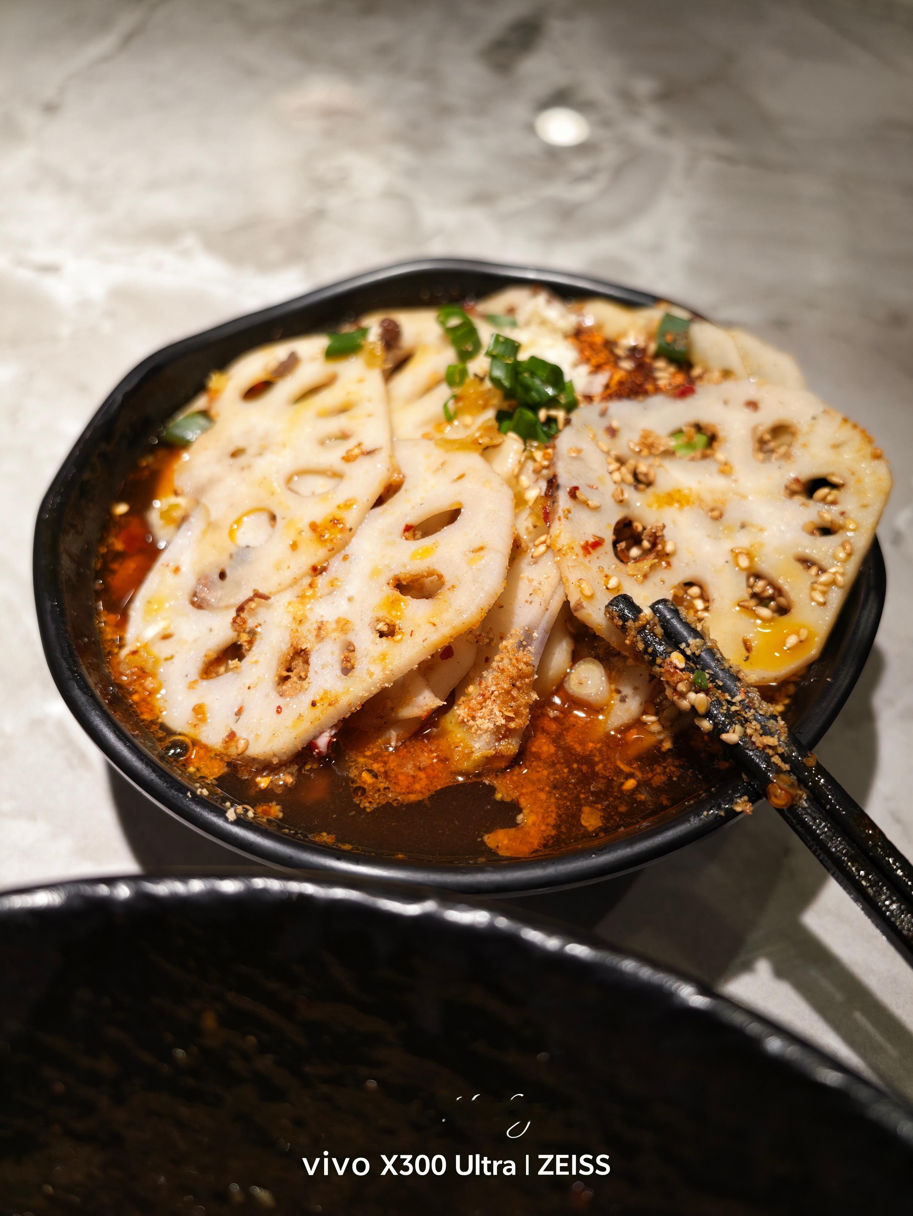 后沙峪“我的面”，终于从之前那个专卖垃圾外卖的地方搬到了一个明亮的底商里，面还是