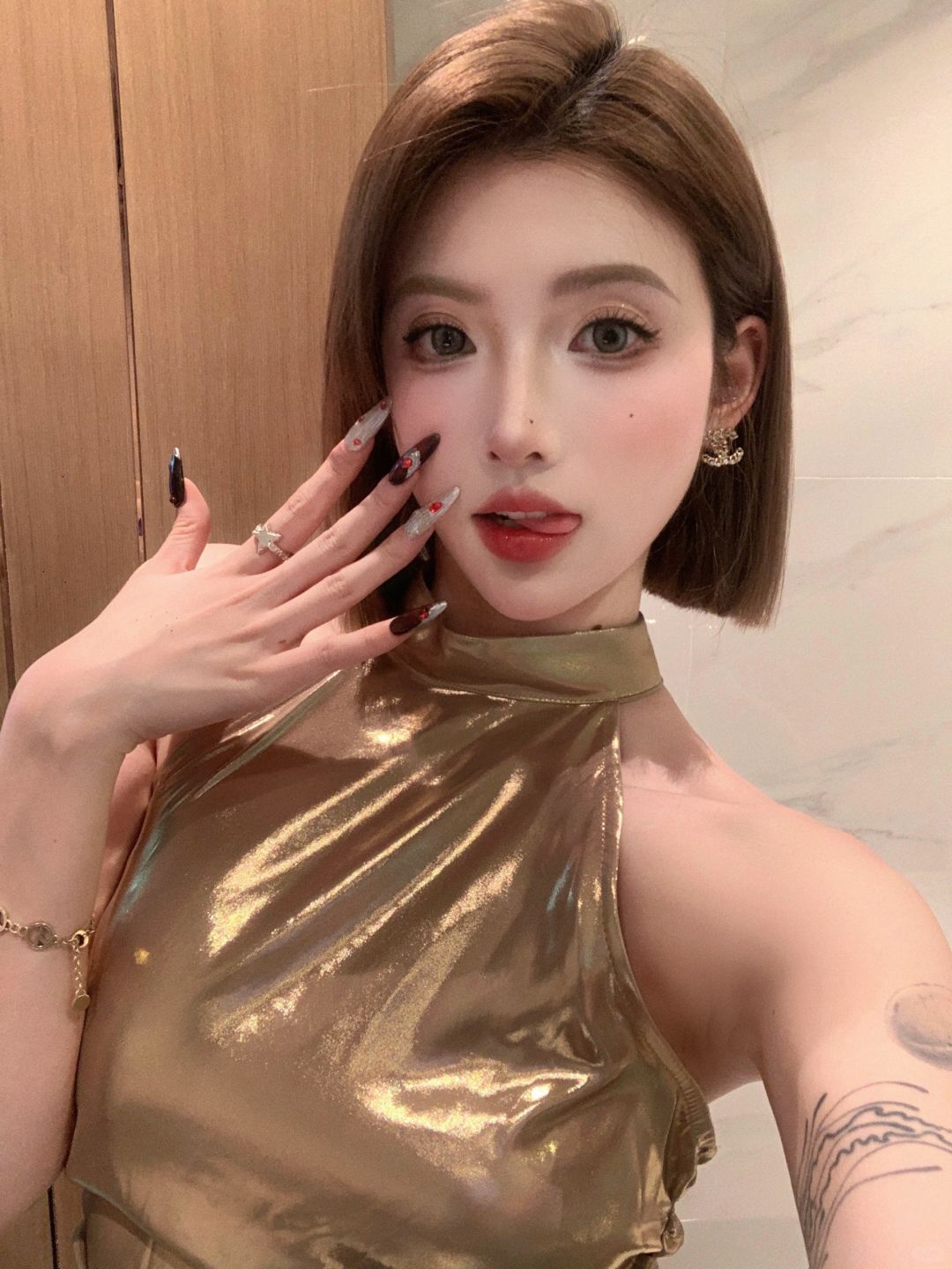 💅🏻报告！新美甲美死了
