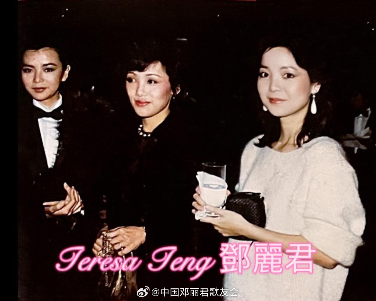1983年1月，拉斯维加斯演唱会前，邓丽君于香港丽晶酒店出席由凯撒宫举办的酒会，
