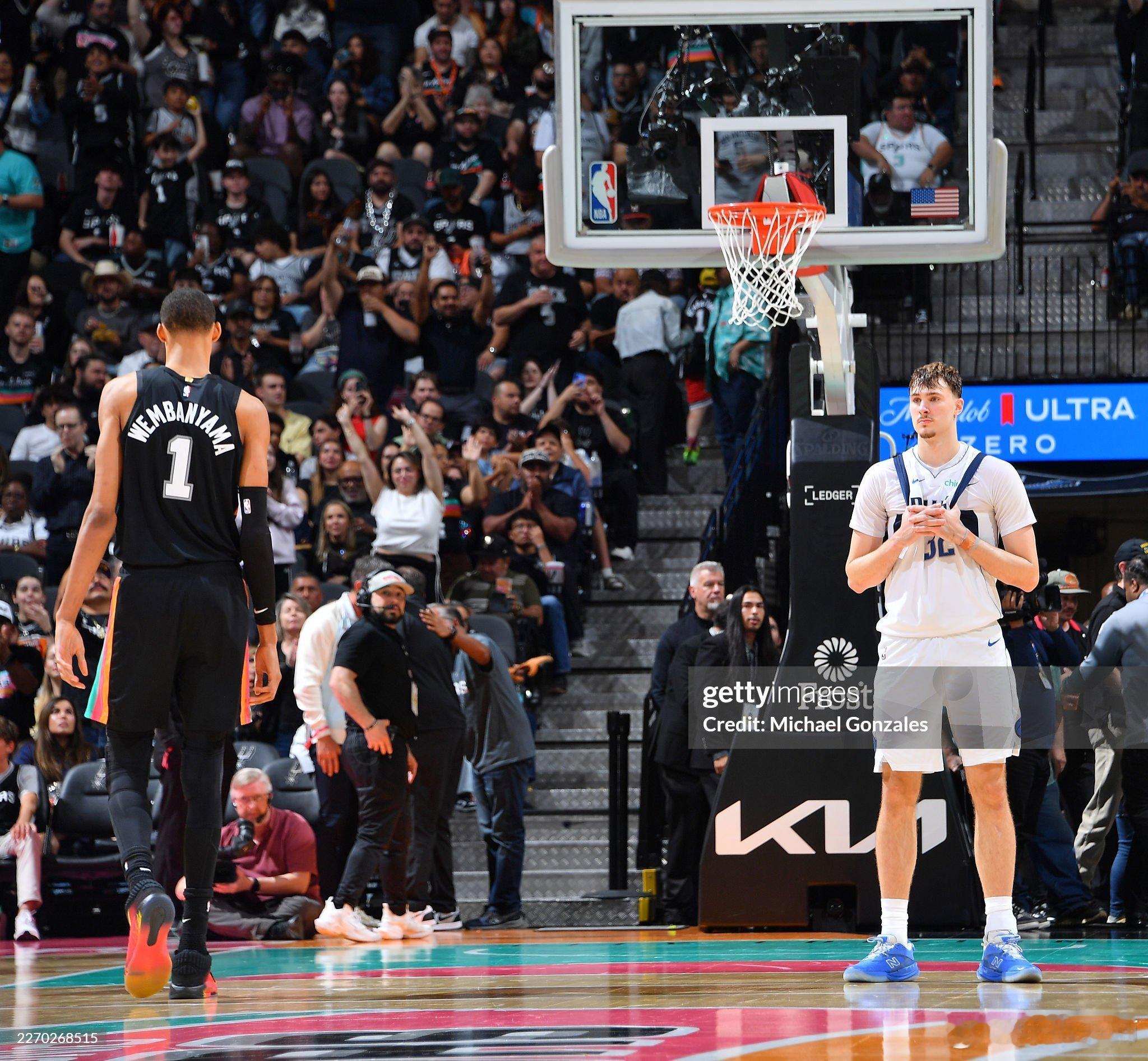 MFFL 弗拉格接受采访。“如果没能拿下最佳新秀，我会很失望。这是所有新秀进入联