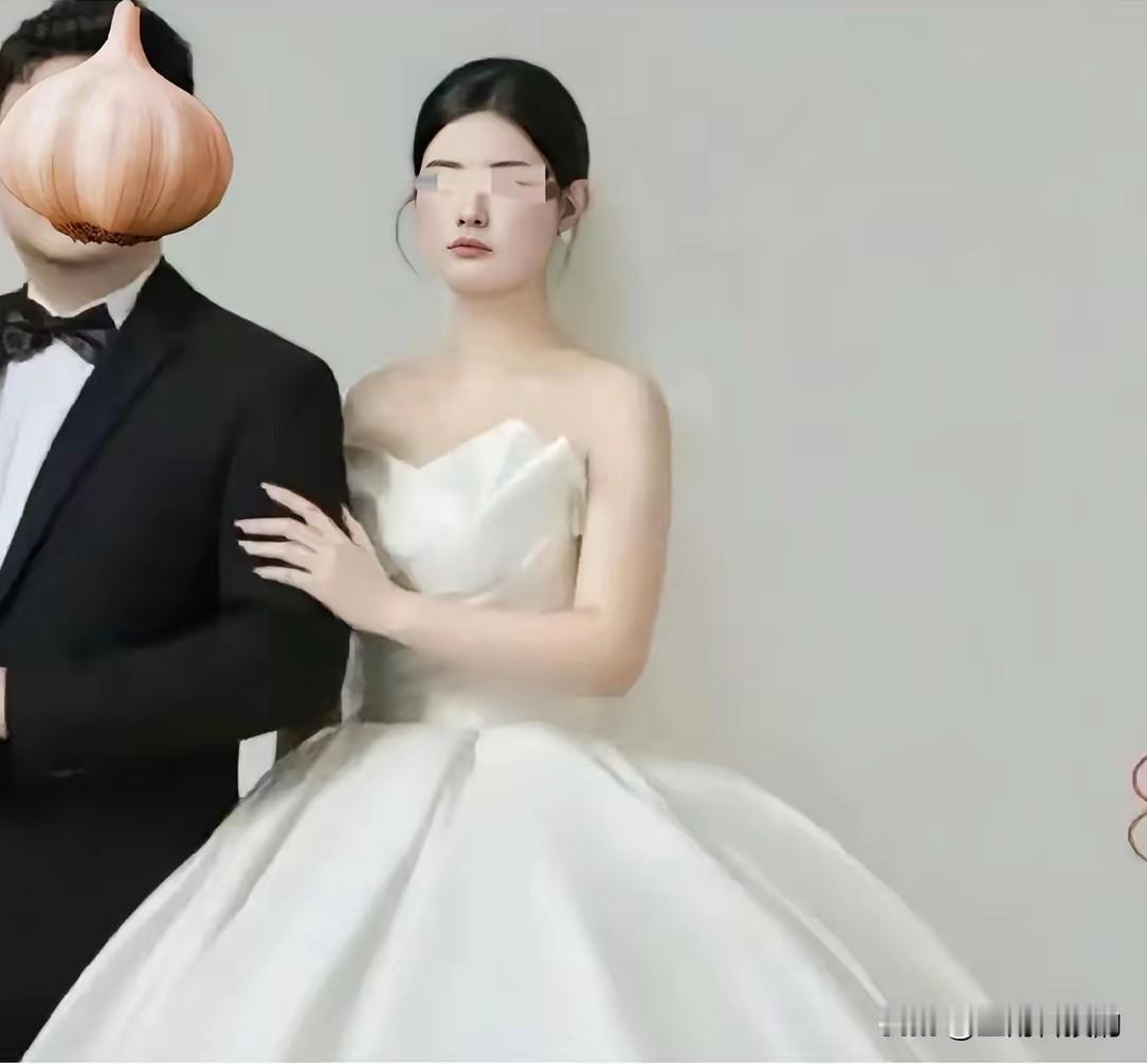 令人痛心！结婚当天跳楼，这场“孝顺”的绑架，终究逼死了她。
 
河南鲁山28岁的