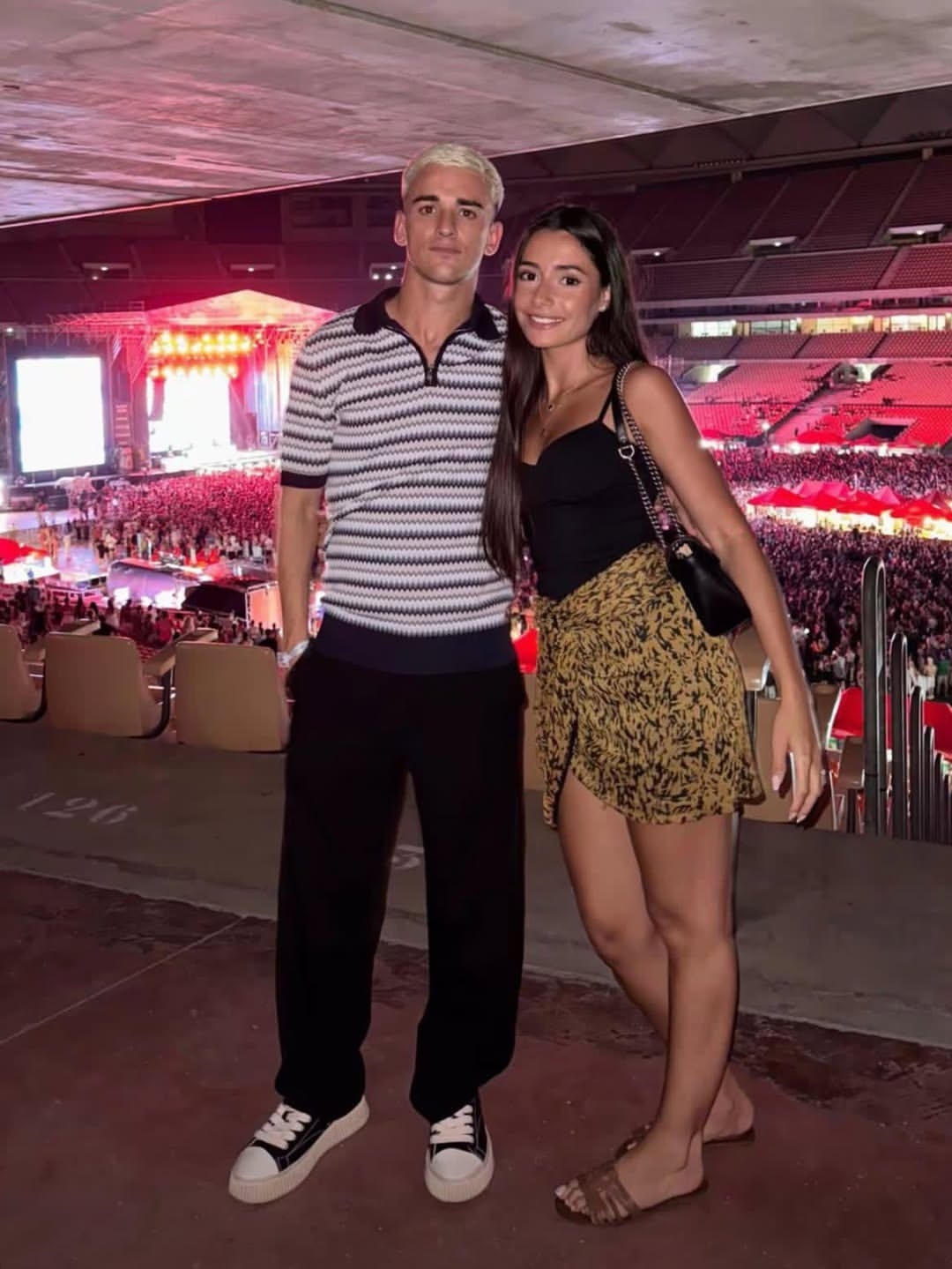 加维TikTok更新🆕巴萨体育大赏至死不渝红蓝魂