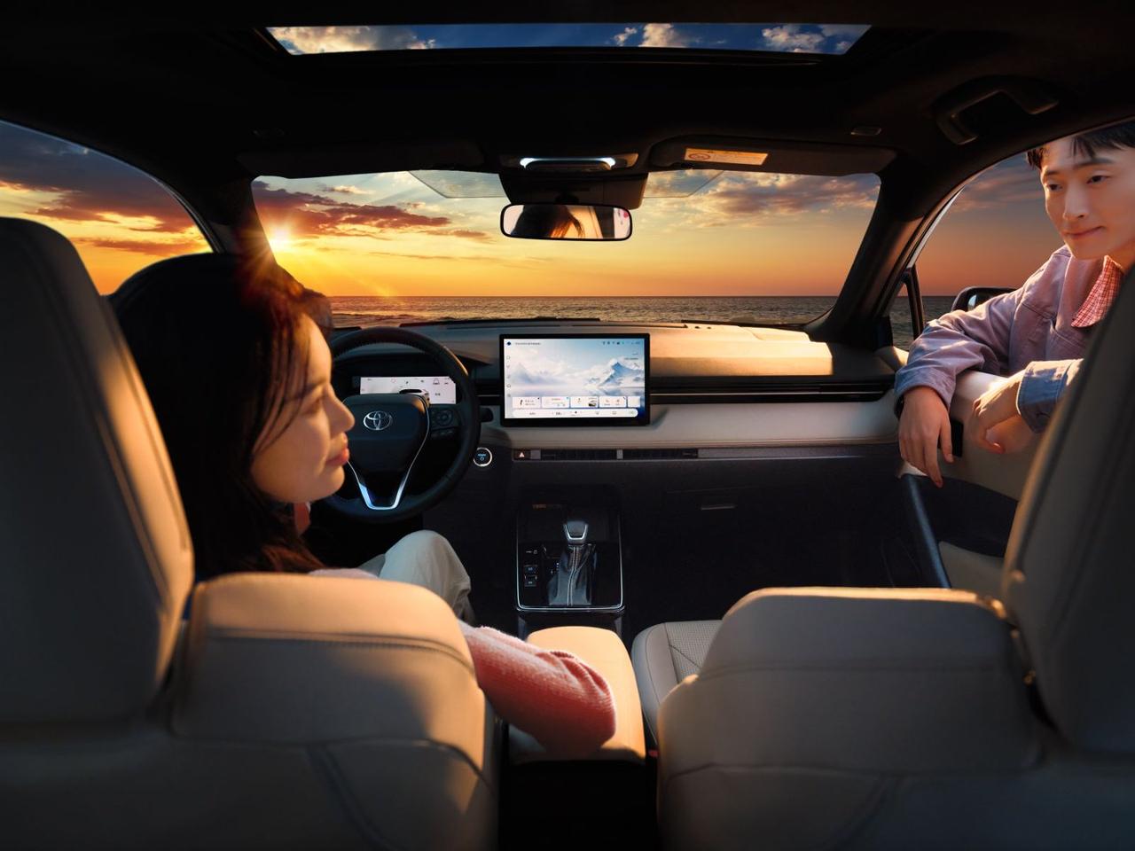 8155芯片+12.9英寸屏，丰田卡罗拉智能拉满




年底买车看智能！丰田卡