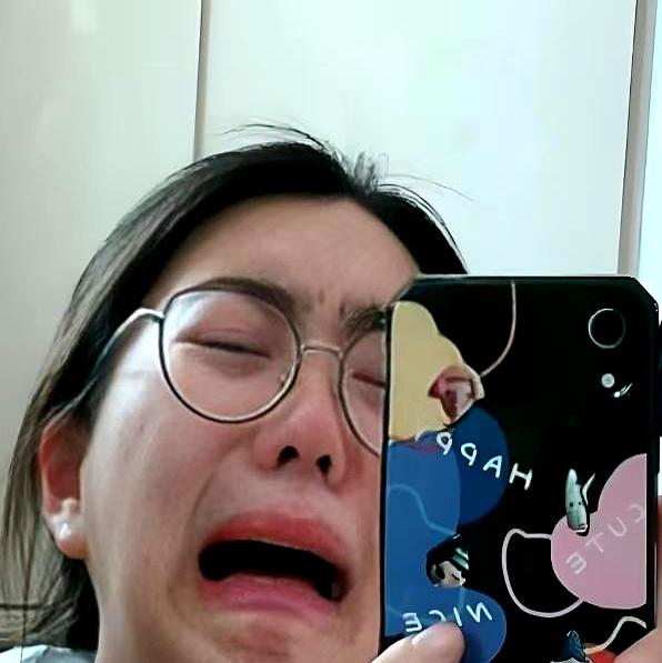 今天算是见识了，什么叫“全民等一个结果”
几百万人，就跟热锅上的蚂蚁一样，从早上