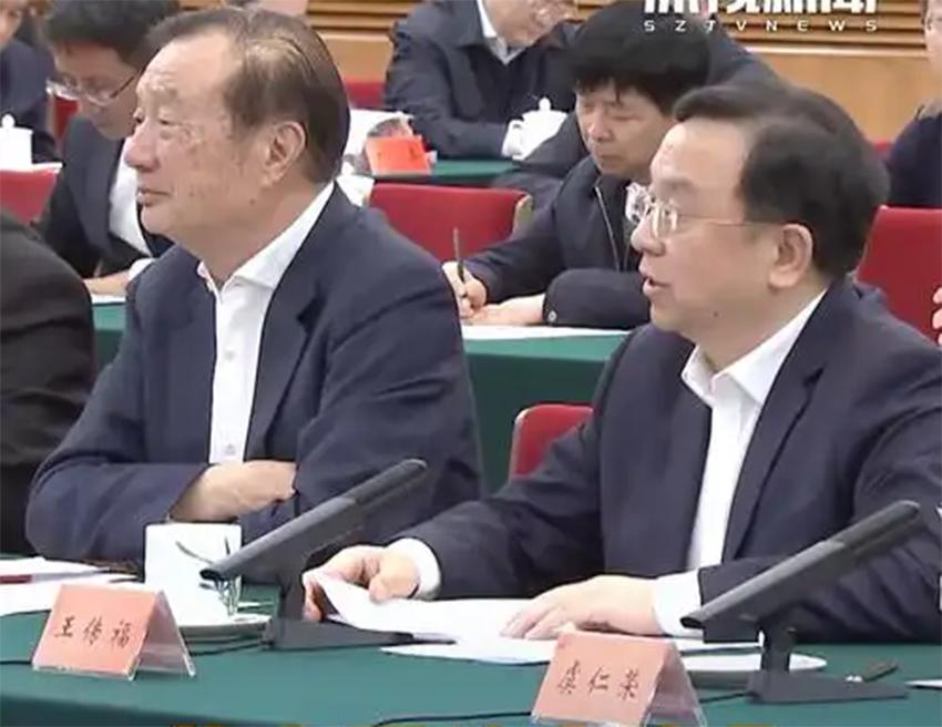 网络上华为、比亚迪这样的企业都被无情的抹黑、诋毁，让人不可理喻。我相信，任何一位