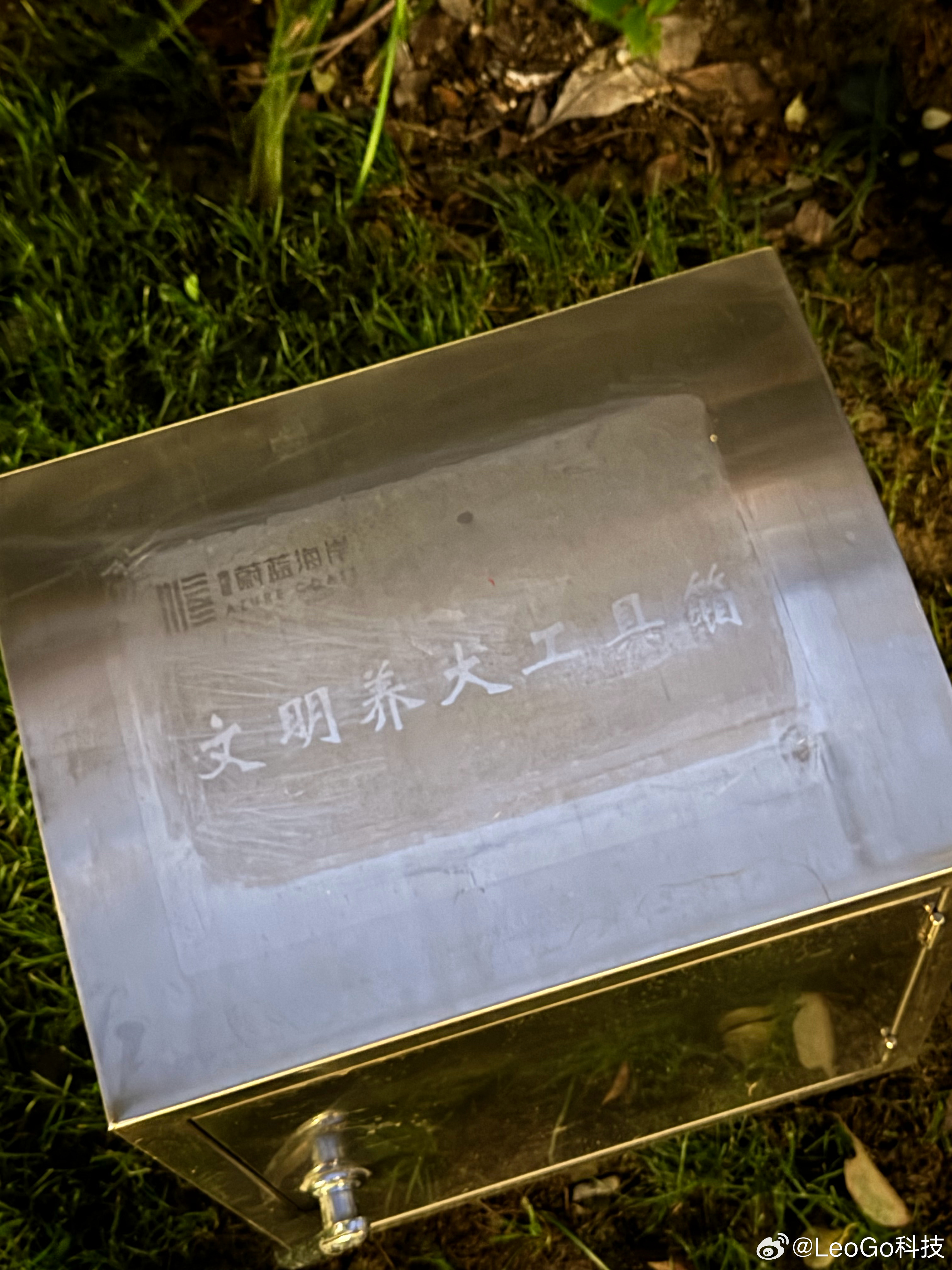 我不想提醒，但是真的建议能否不要让狗狗在小区随处拉臭臭好不容易今天小区有风！想着