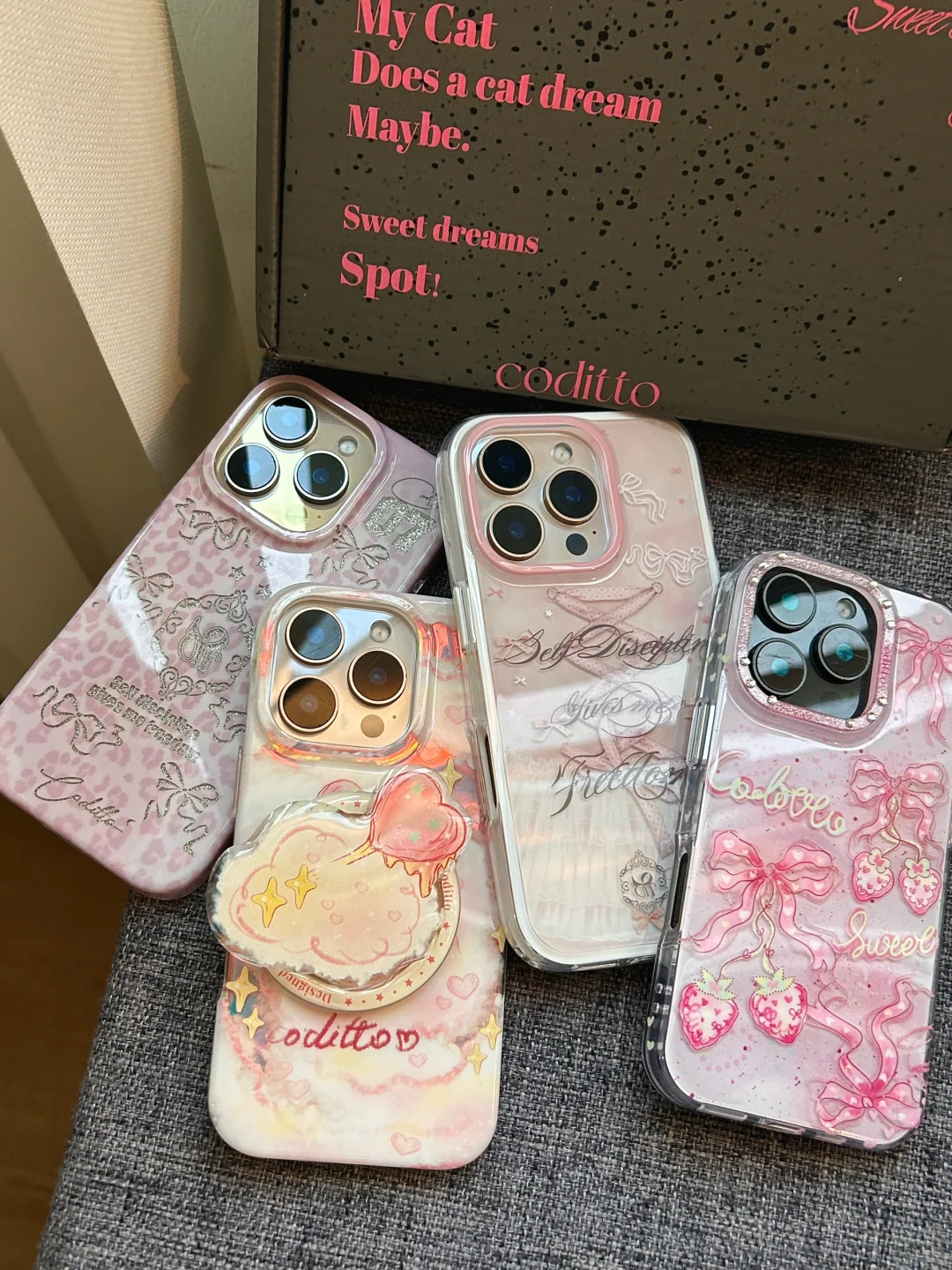 很喜欢的4款少女心氛围感满满的粉色手机壳！