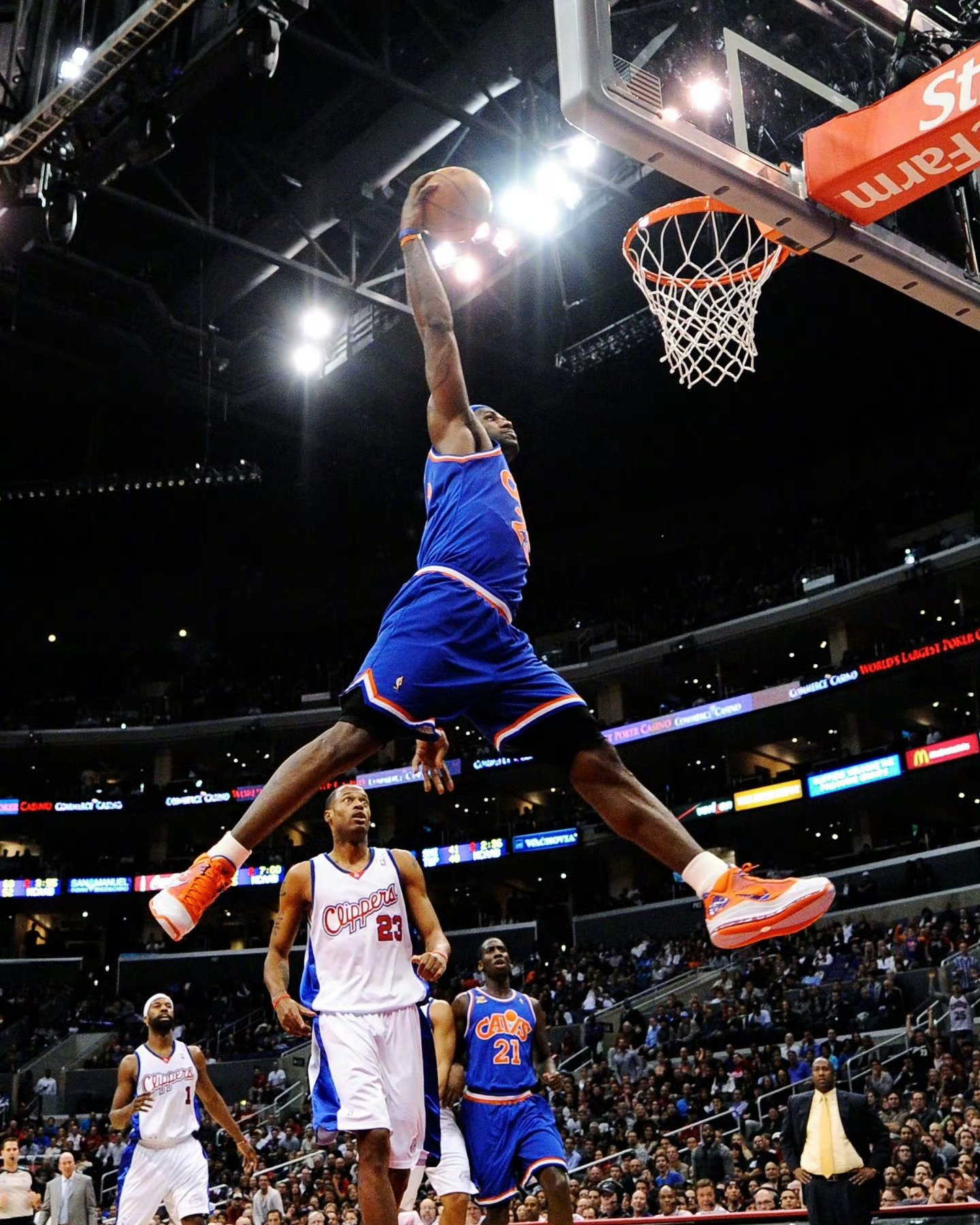 骑士詹姆斯新赛季篮不住nba Air James