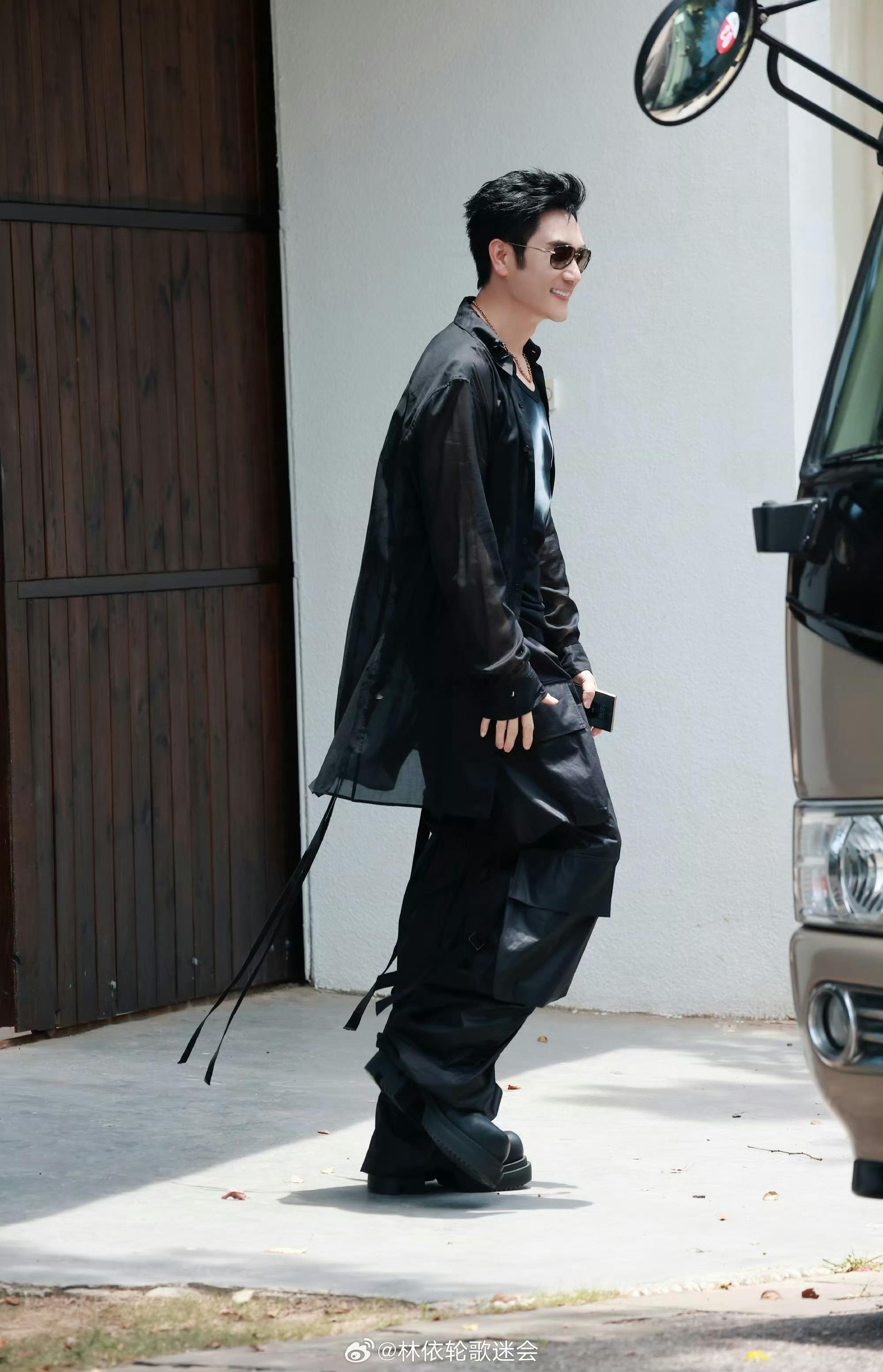 以为是林依轮 还真是林依轮  追剧时瞥见那熟悉面孔，心里还嘀咕是哪位模仿高手，定